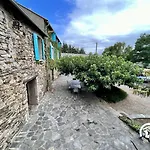 Domaine De La Calm Casa vacanze *